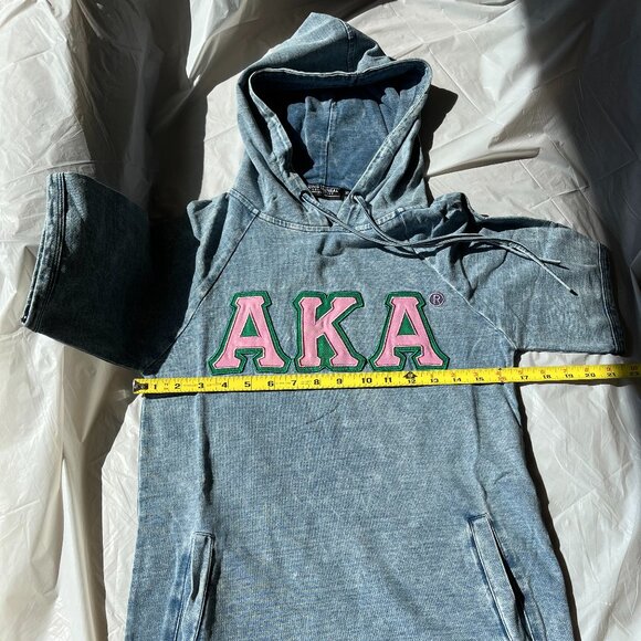 AKA Short Sleeve Dress - Picture 2 of 6